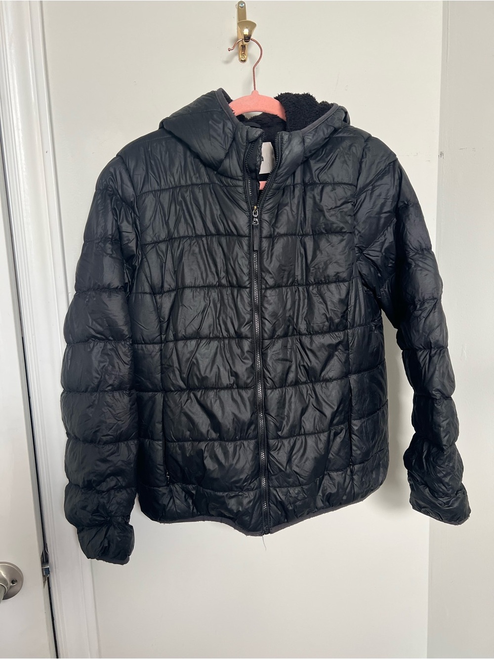 Aritzia TNA Black Goose Down Puffer Jacket Hooded Cozy Winter Coat Women’s L - Picture 2 of 7
